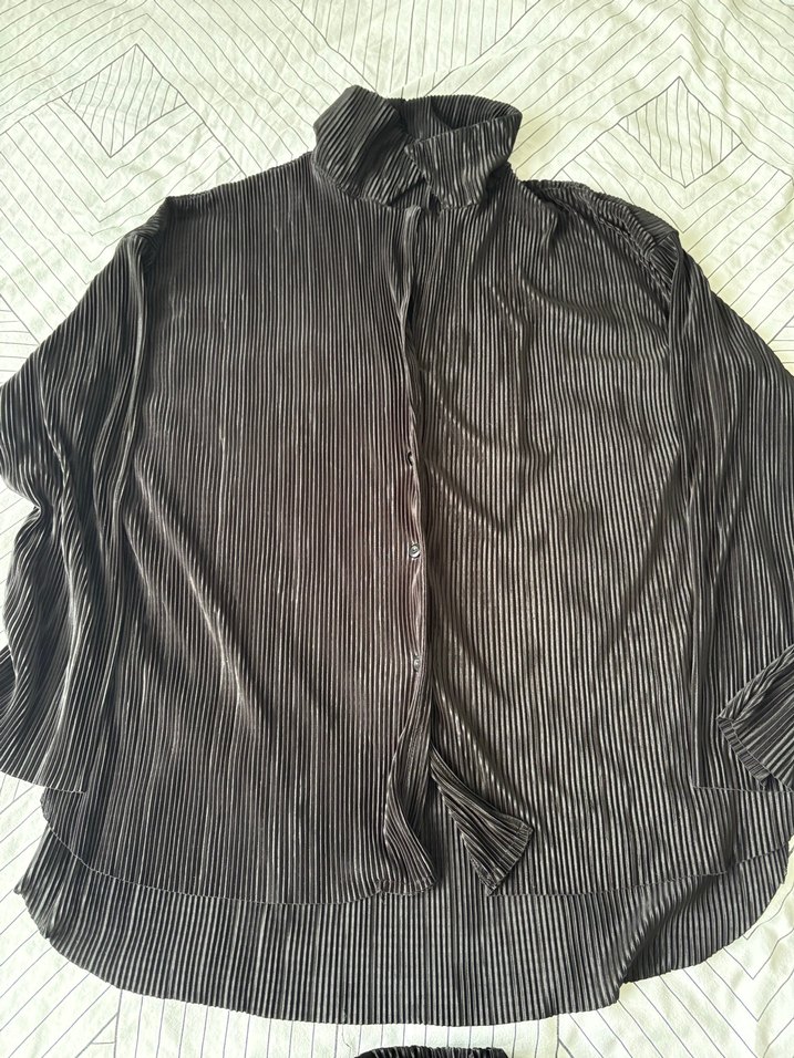 Kadın Siyah Piliseli Uzun Kollu Takım - Görsel 4