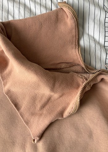 Bej Yüksek Yakalı Kadın Sweatshirt - Görsel 2