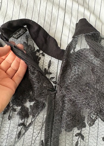 Dantel İşlemeli Siyah Gotik Kadın Bluz - Görsel 4