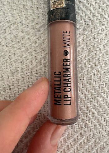 Flormar Parlak metalik Ruj - Görsel 2