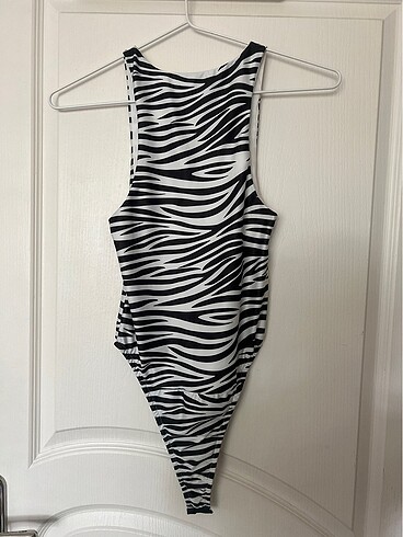 36 Beden siyah Renk zebra body