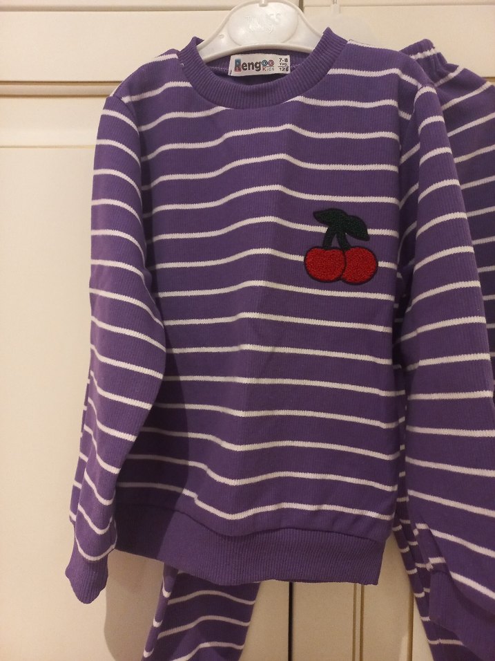 Mor Çizgili Kız  Takımı 7 -8 yaş - Görsel 2