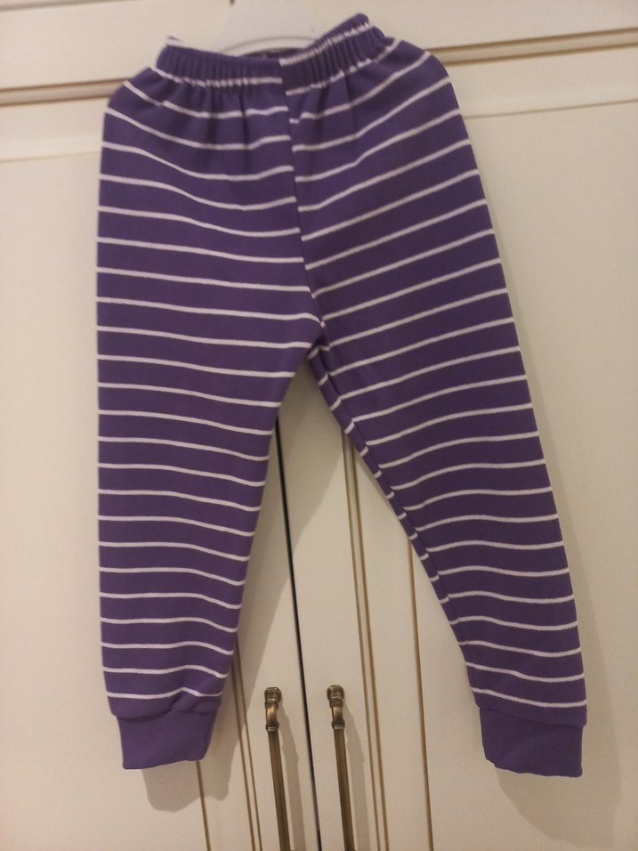 Mor Çizgili Kız  Takımı 7 -8 yaş - Görsel 4