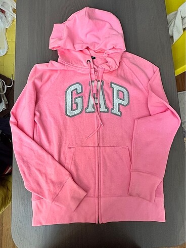 Gap sweatshirt