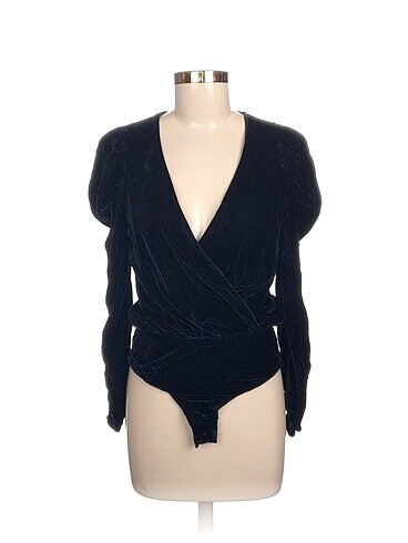 Zara Bluz %70 İndirimli.