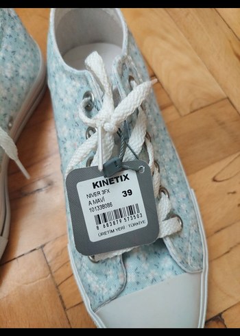 Çiçekli converse - Görsel 2