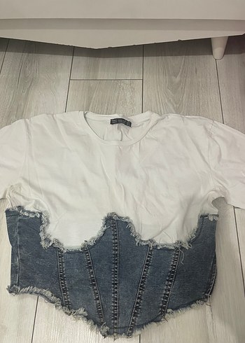 Düğmeli Beyaz Denim Crop Top