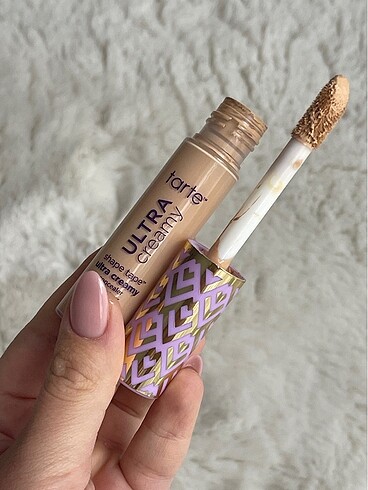  Beden TARTE SHAPE TAPE ULTRA CREAMY KAPATICI