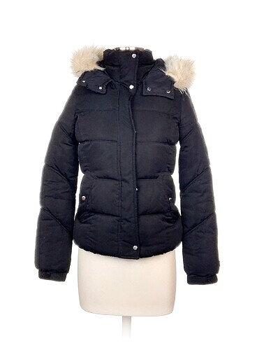 Bershka Mont %70 İndirimli.