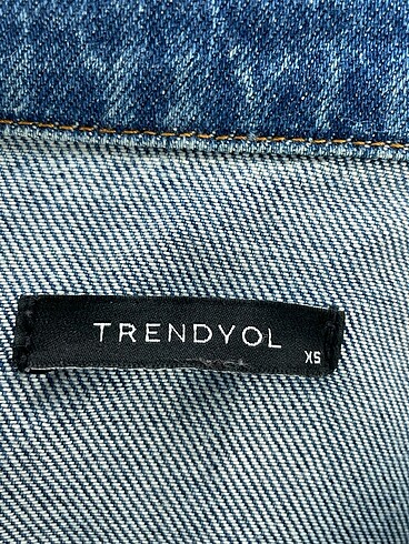 xs Beden çeşitli Renk Trendyol & Milla Ceket %70 İndirimli.