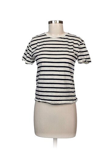 Zara Bluz %70 İndirimli.