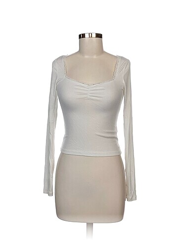 H&M Bluz %70 İndirimli.