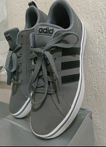 Adidas gri vs pace 2.0