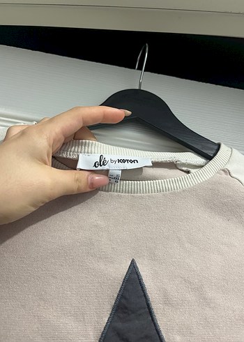 Uzun Kollu Bej Crop Top Yıldız Desenli - Görsel 2