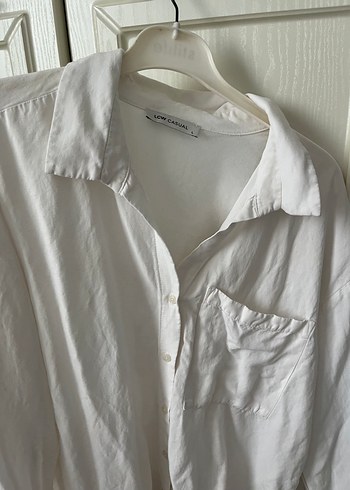 Düğmeli Beyaz Keten Gömlek - Görsel 2