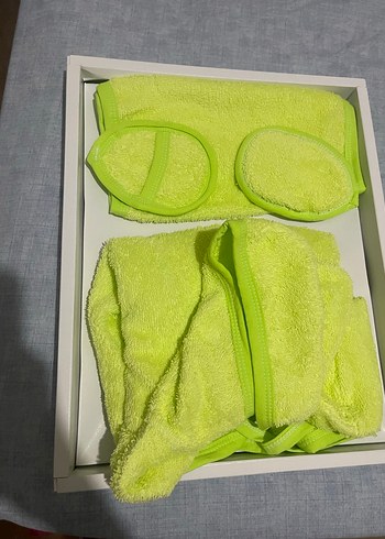 Kapüşonlu bebek 
Bornoz seti - Görsel 5