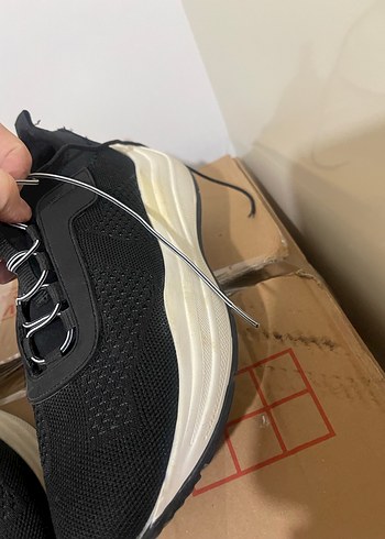 Siyah Dolgu Topuklu Bağcıklı Spor Ayakkabı - Görsel 3