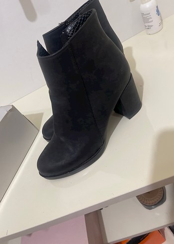 Zara 38