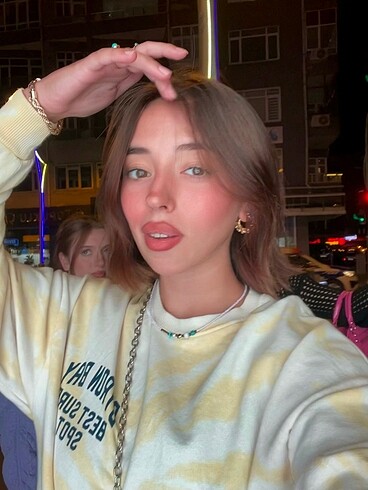 Sarı sweatshirt