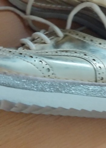 Beyaz Parlak Erkek Çocuk Özel Ayakkabı - Görsel 3