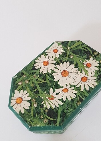 Papatya tasarimli ahşap kutu - Görsel 8