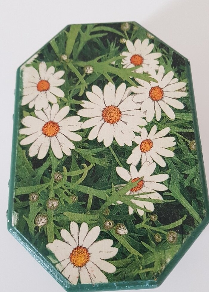 Papatya tasarimli ahşap kutu - Görsel 5