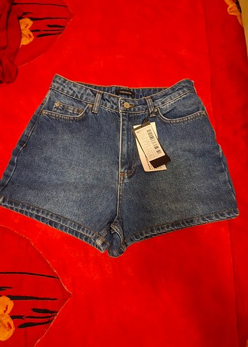 Trendyol yüksek bel mini kot şort yeni etiketli 38 - Görsel 3