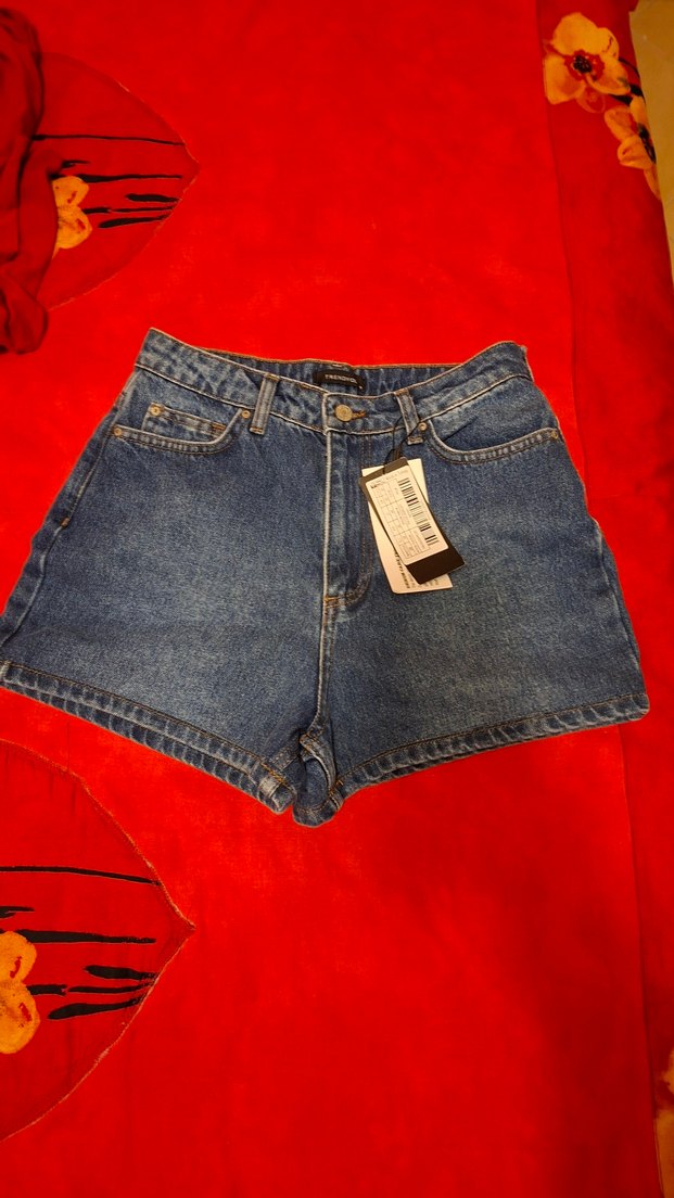 Trendyol yüksek bel mini kot şort yeni etiketli 38 - Görsel 3