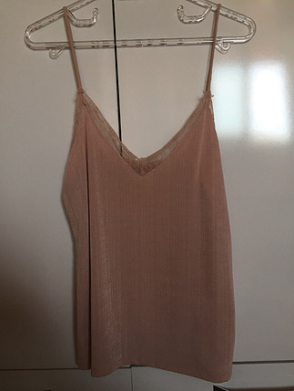 H&M ÜST