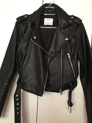 BERSHKA DERİ CEKET