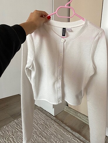 H&M HIRKA