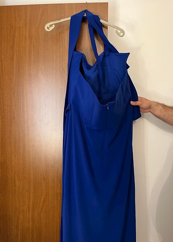 48 Beden mavi Renk Uzun Mavi Askılı Abiye Elbise