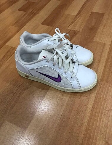 Nike spor ayakkabı