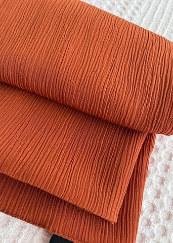 Kadın Kahverengi Pilili Şal - Görsel 2