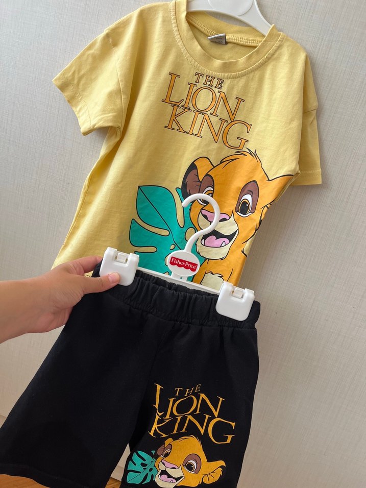 Renkli Aslan Kral Baskılı Erkek Tişört - Görsel 2