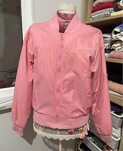 Pembe bomber