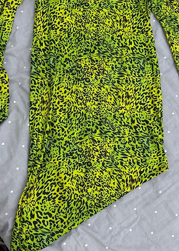 Sarı Uzun Kollu Yılan Desenli elbise - Görsel 2