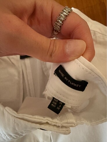 36 Beden beyaz Renk Massimo dutti pantolon