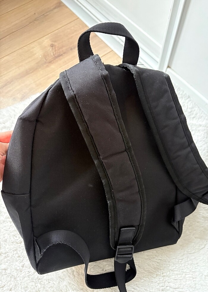 Calvin Klein Orta Boy Sırt Çantası - Görsel 4