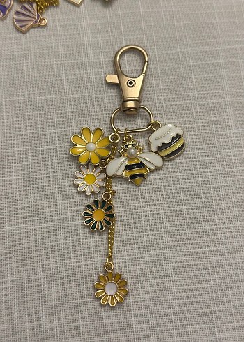 Çiçek papatya incili arı bal kovanı anahtarlık - Görsel 2