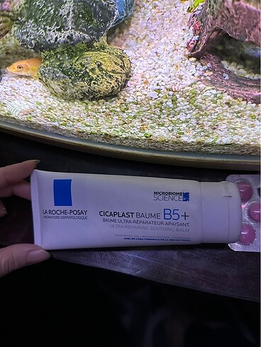 La roche posta cıcaplast baume b5+