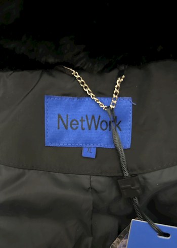 Network kaz tüyü siyah şişme mont - Görsel 3