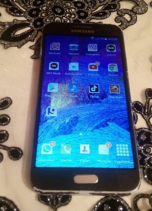SAMSUNG E5 