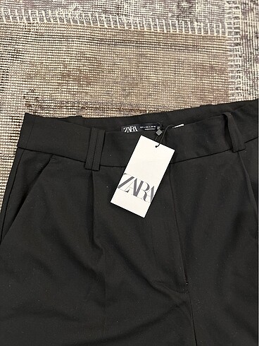 l Beden siyah Renk Zara limited edition pantolon