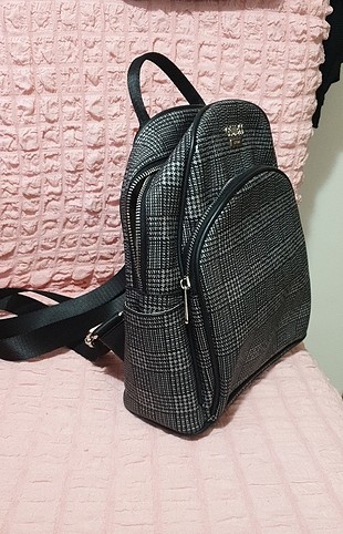 guess çanta
