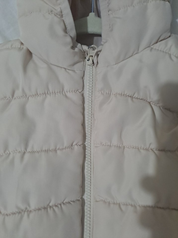 Kız Çocuk Kapüşonlu Bej Yelek - Görsel 2