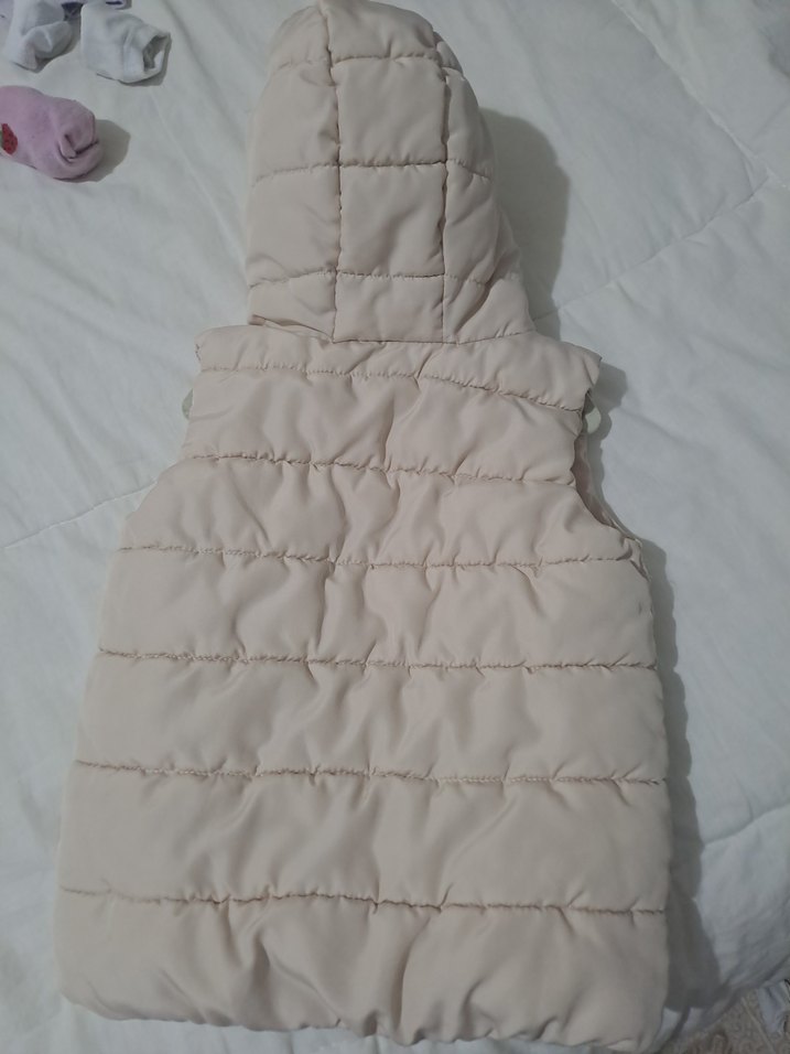 Kız Çocuk Kapüşonlu Bej Yelek - Görsel 4