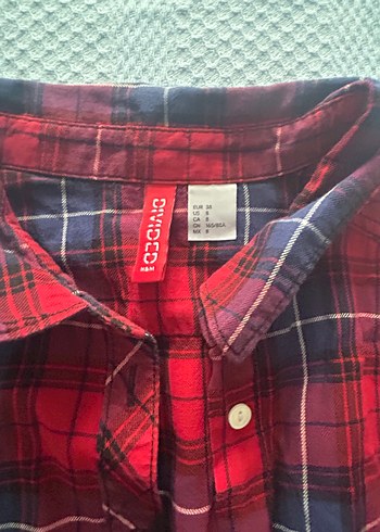 H&M Kırmızı Bağlama Desenli Uzun Kollu Kadın Gömlek