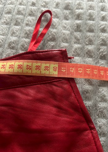 Kırmızı deri etek - Görsel 4