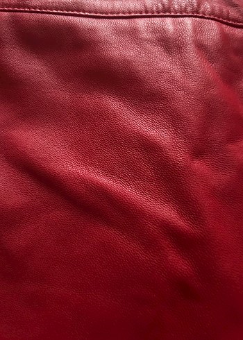 Kırmızı deri etek - Görsel 3